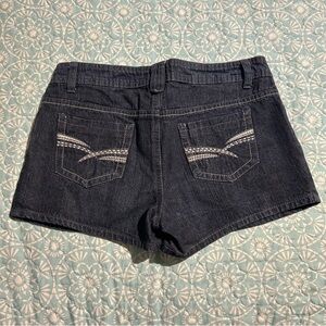 Women’s Dark Wash Jean Shorts Size 3